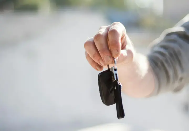Wynajem krótkoterminowy auta - idealne rozwiązanie, gdy oddajesz samochód do mechanika