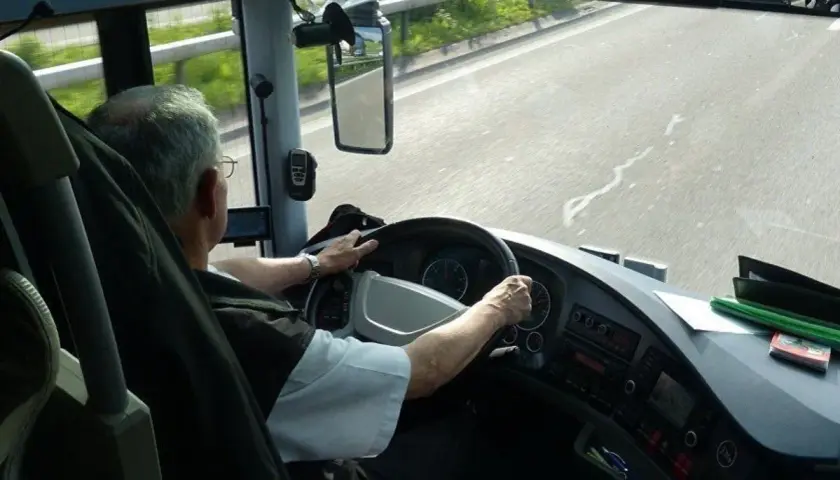 Co ile kierowca autobusu musi robić przerwy, aby uniknąć kar?